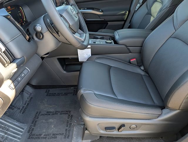 New 2026 Nissan Pathfinder SL w/ SL Premium Package image 11
