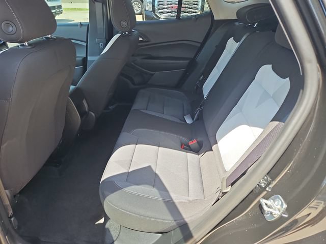 Used 2026 Chevrolet Trax LS FWD image 21