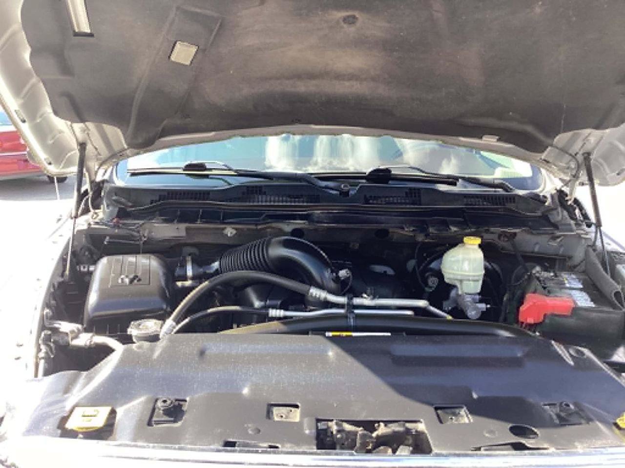 Used 2014 RAM 1500 Laramie AWD/4WD image 16