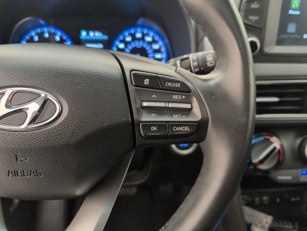 Used 2020 Hyundai Kona SEL Plus FWD image 37