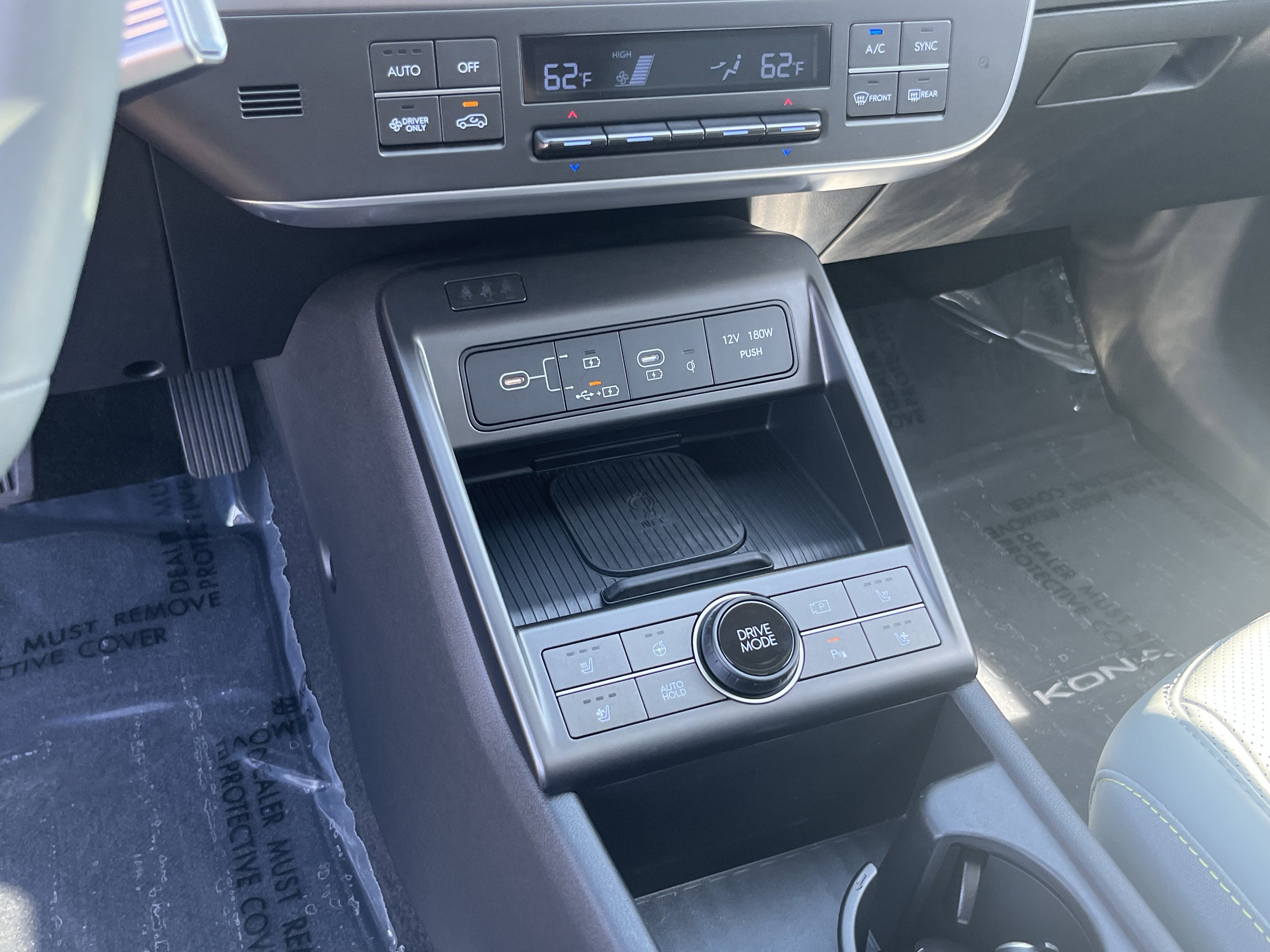 Certified 2025 Hyundai Kona Limited FWD image 23
