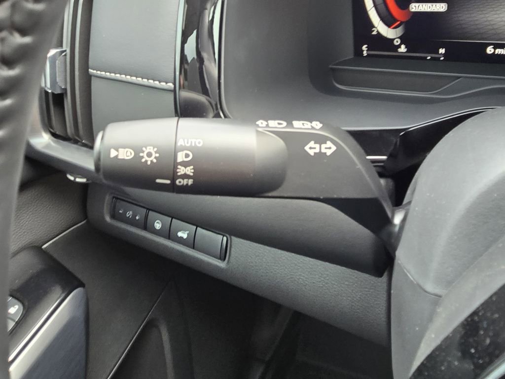 New 2026 Nissan Pathfinder SL w/ SL Premium Package image 24