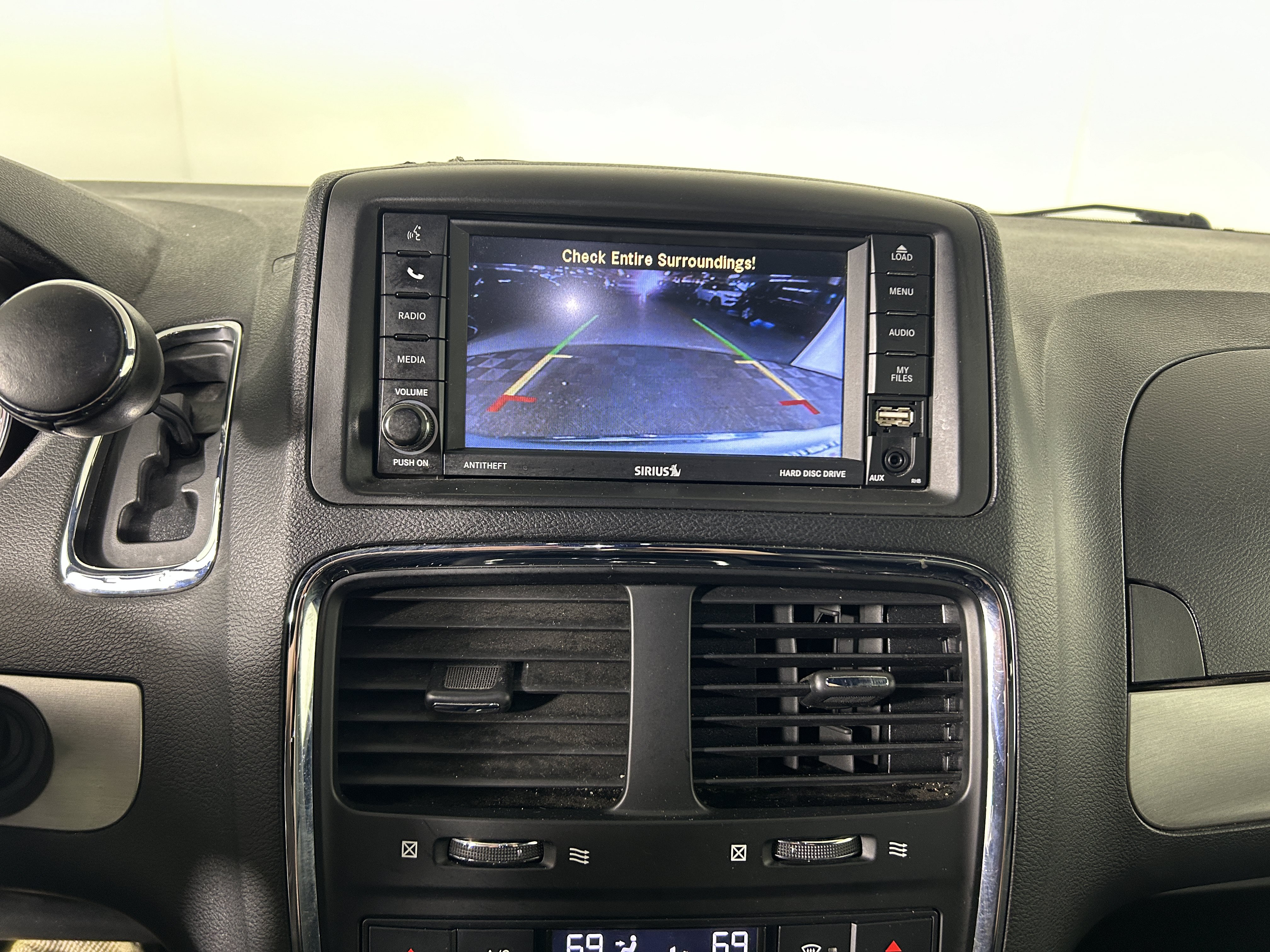 Used 2019 Dodge Grand Caravan GT FWD image 19