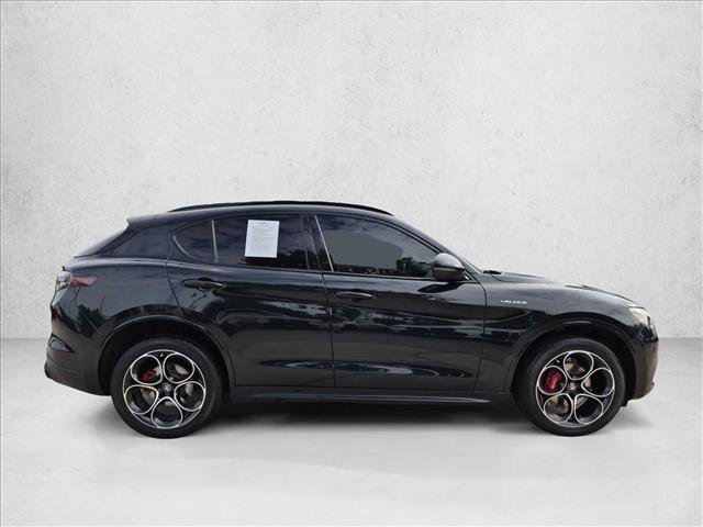 Used 2024 Alfa Romeo Stelvio Veloce AWD/4WD image 4