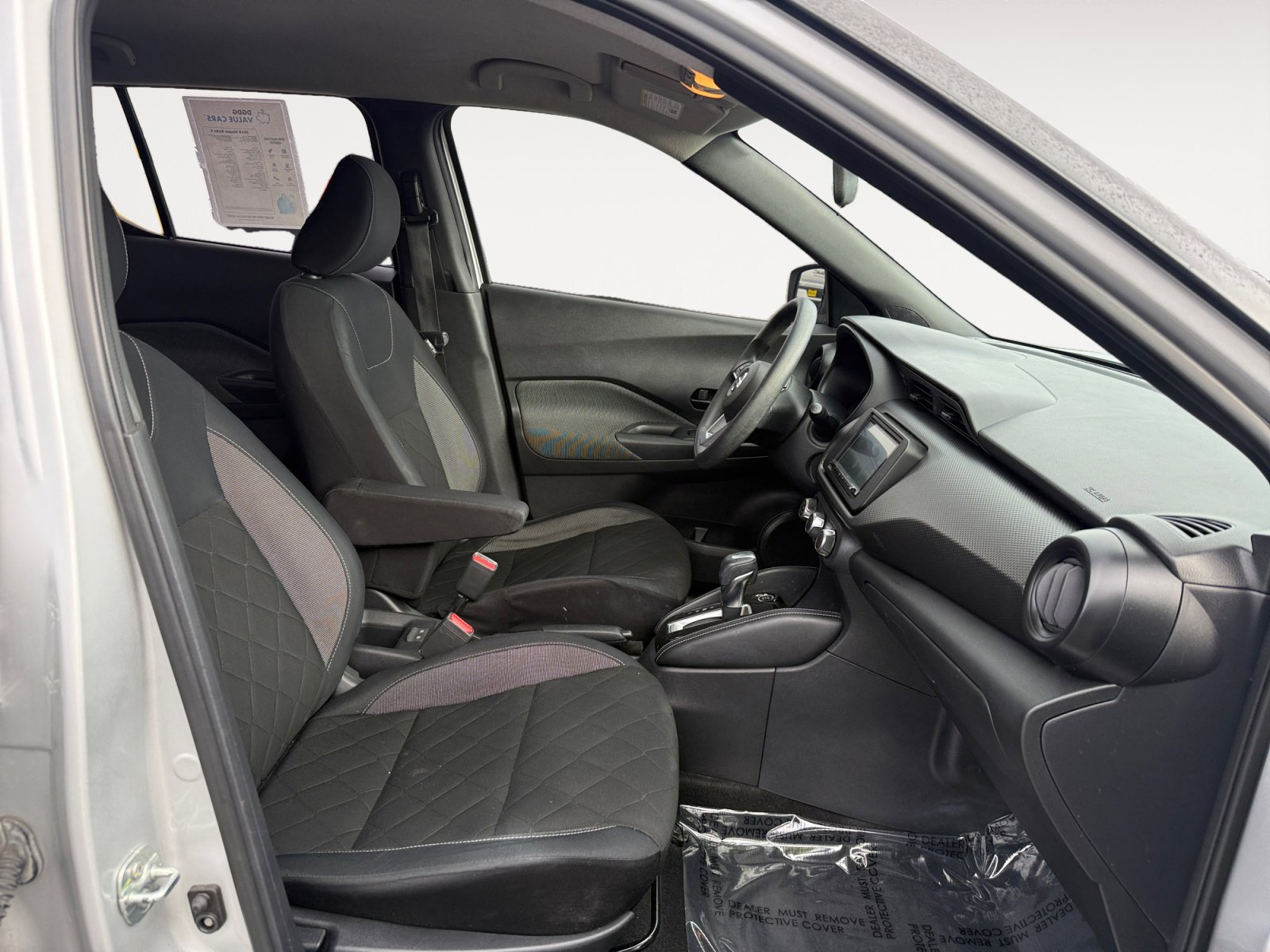 Used 2018 Nissan Kicks S image 19