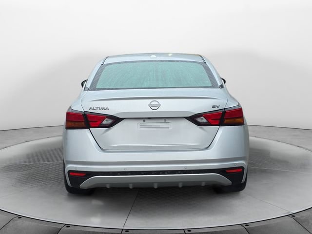 Used 2024 Nissan Altima 2.5 SV image 4
