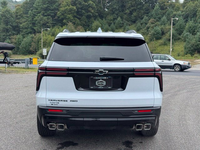 New 2026 Chevrolet Traverse LT w/ Enhanced Driving Package AWD/4WD image 6