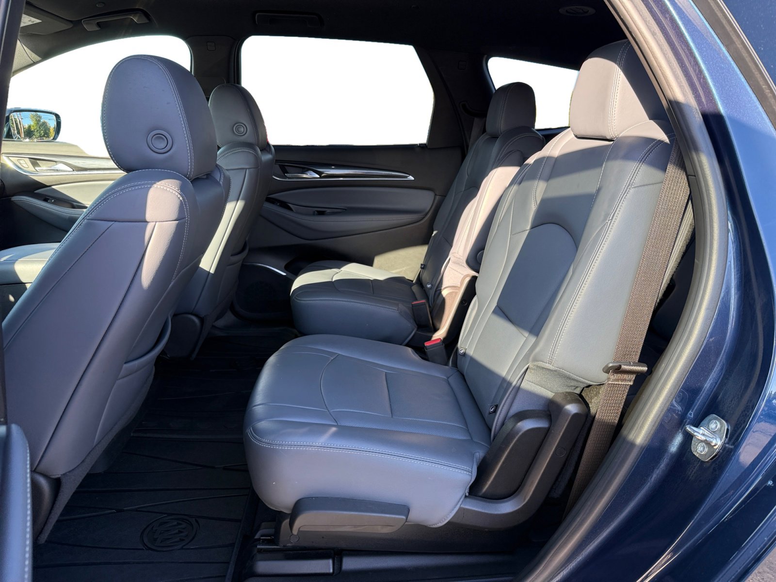 Used 2022 Buick Enclave Essence w/ Trailering Package, 5000 lbs. image 16