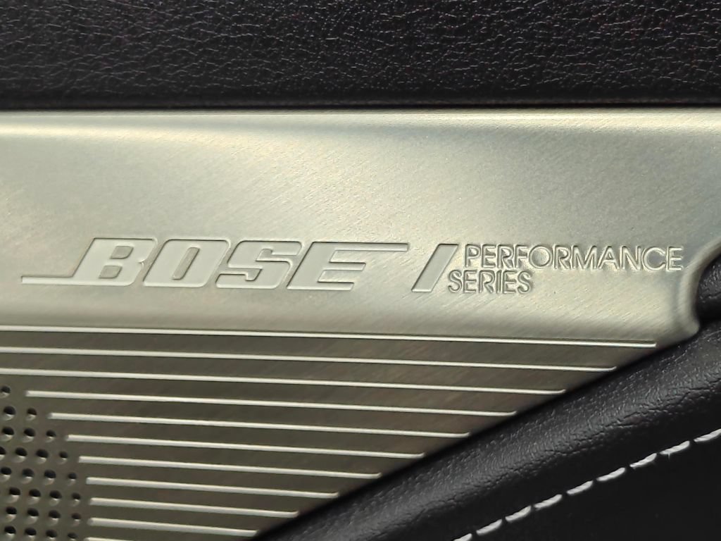 Used 2024 Chevrolet Corvette Stingray Preferred Cpe w/ Battery Protection Package RWD image 13