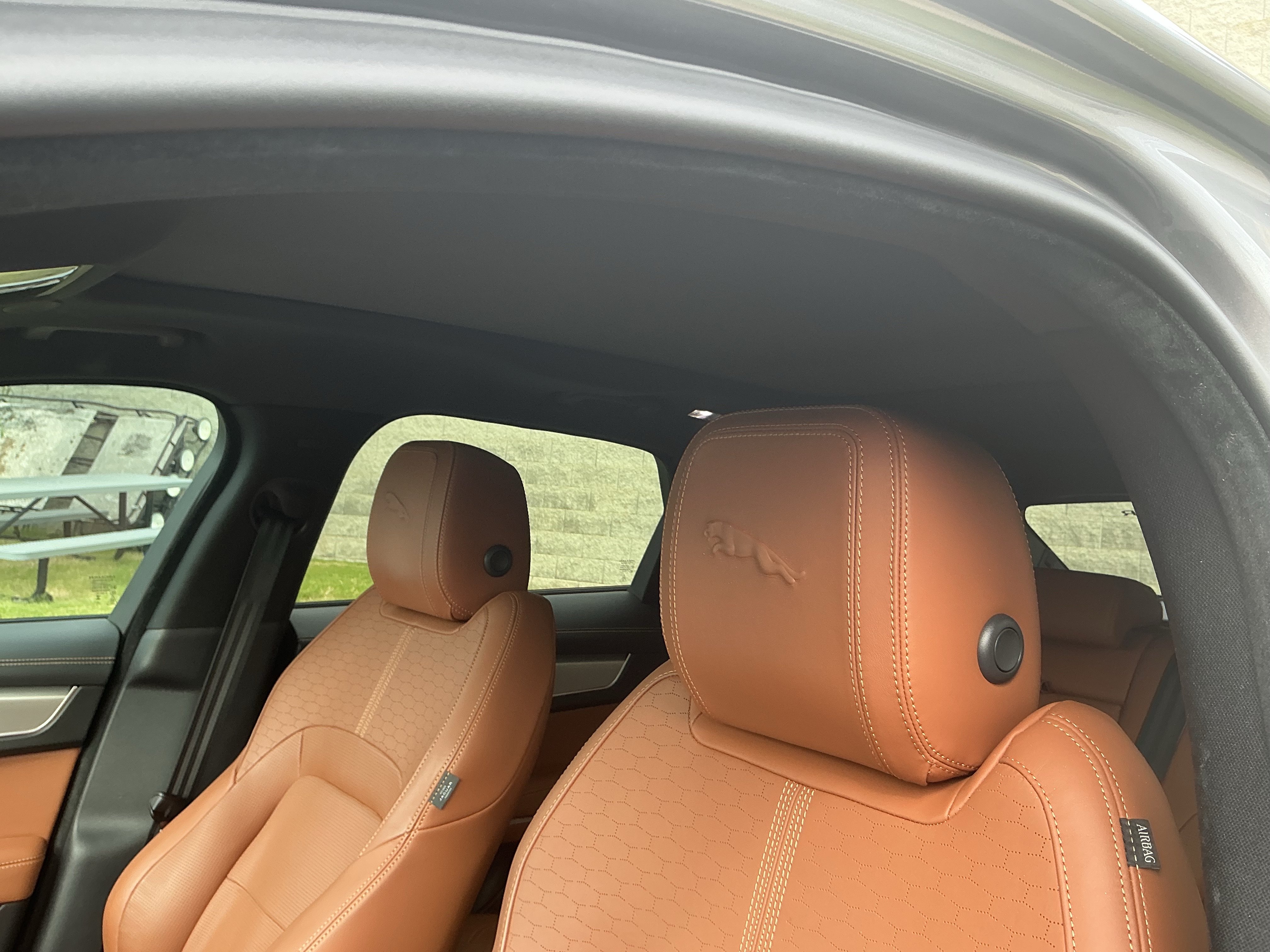 Certified 2026 Jaguar F-PACE R-Dynamic S AWD/4WD image 19