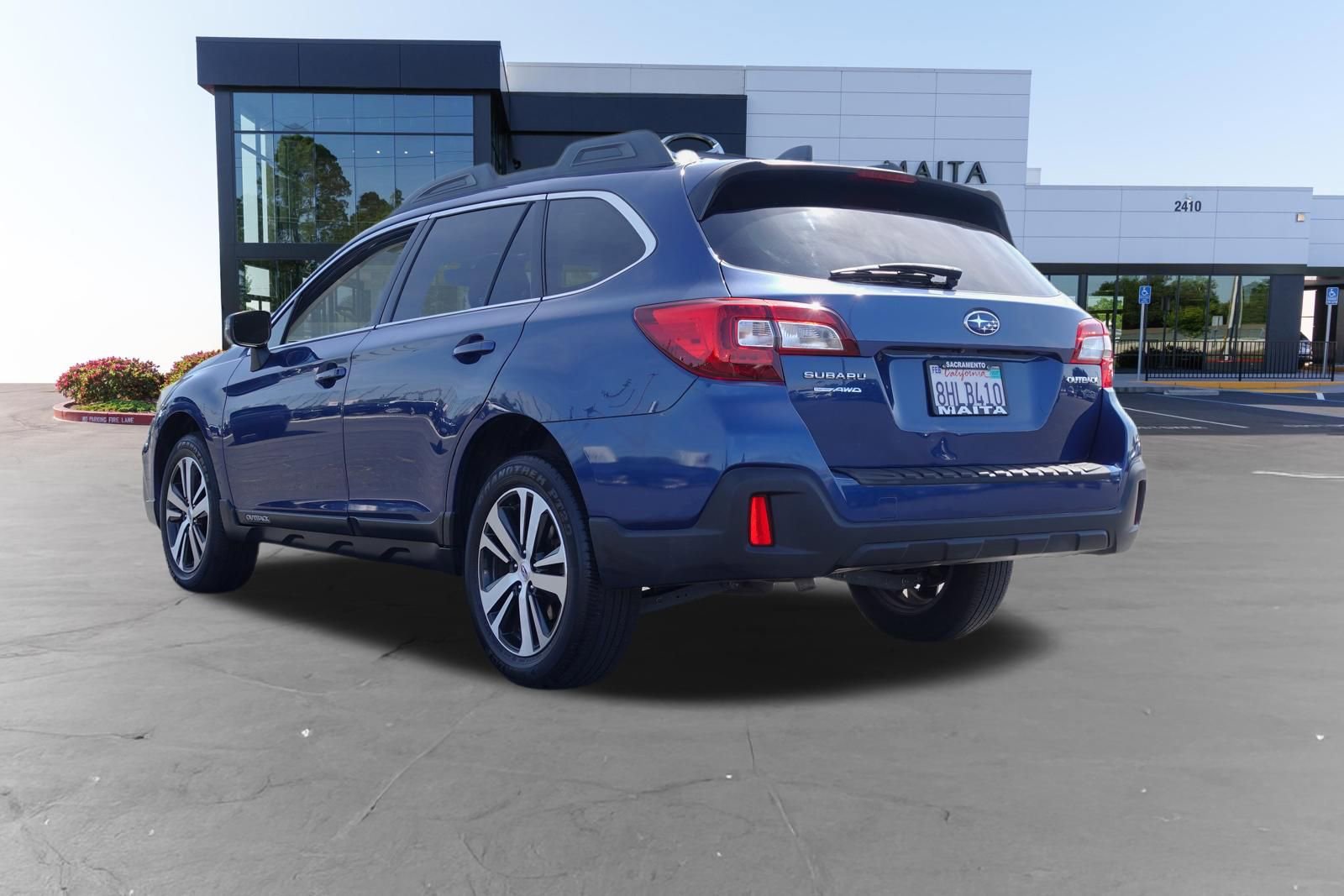 Used 2019 Subaru Outback 2.5i Limited AWD/4WD image 5