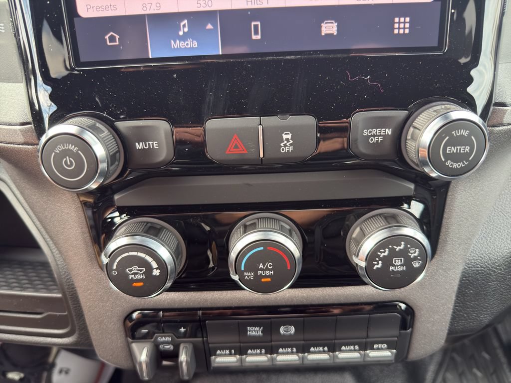 New 2026 RAM 4500 Tradesman RWD image 25