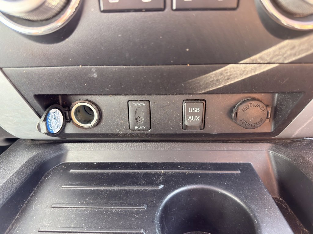 Used 2015 Toyota Tundra 1794 Edition image 40