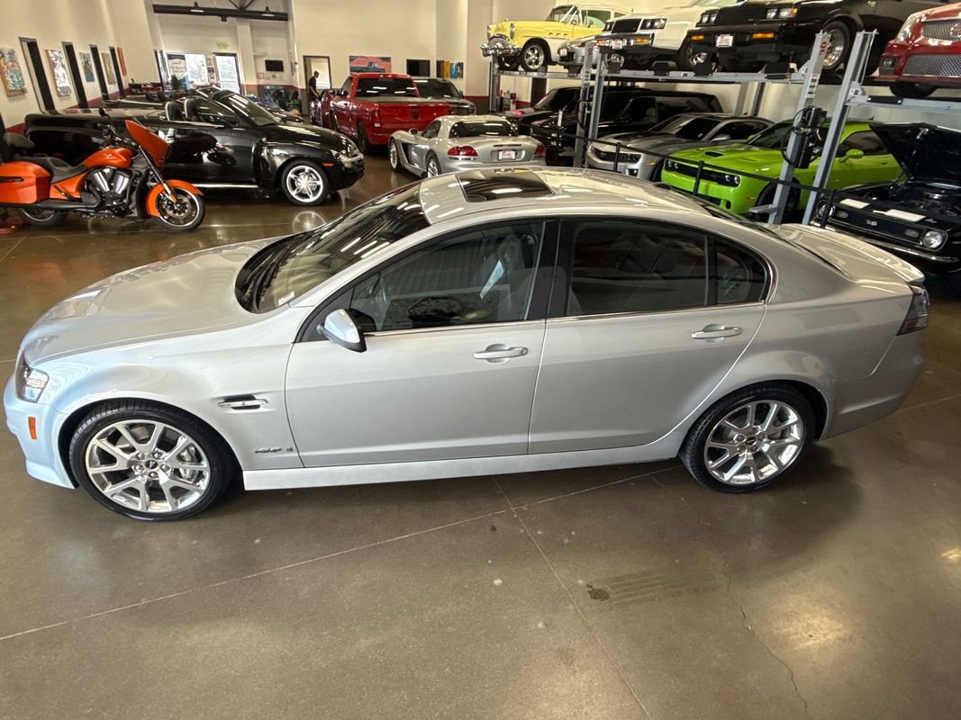 Used 2009 Pontiac G8 GXP image 29