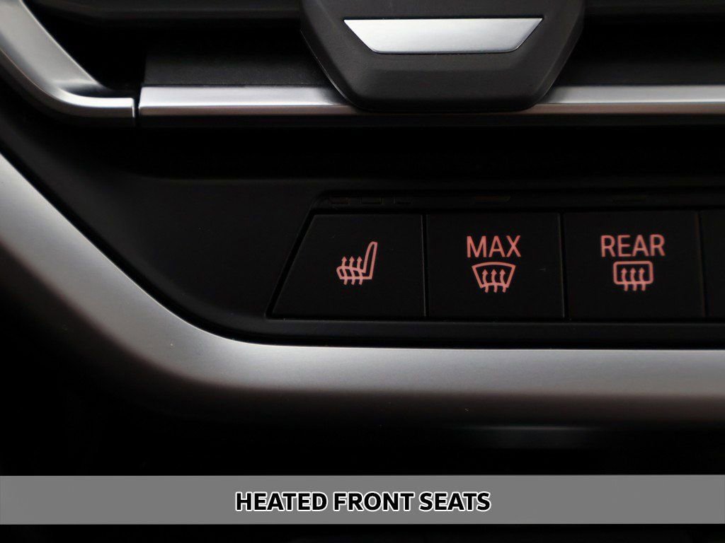 Used 2025 BMW X4 xDrive30i image 8