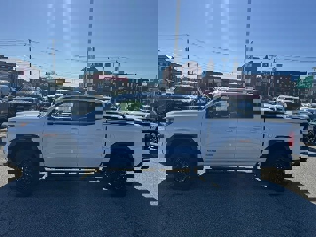 New 2026 GMC Canyon Elevation w/ Convenience Package image 2