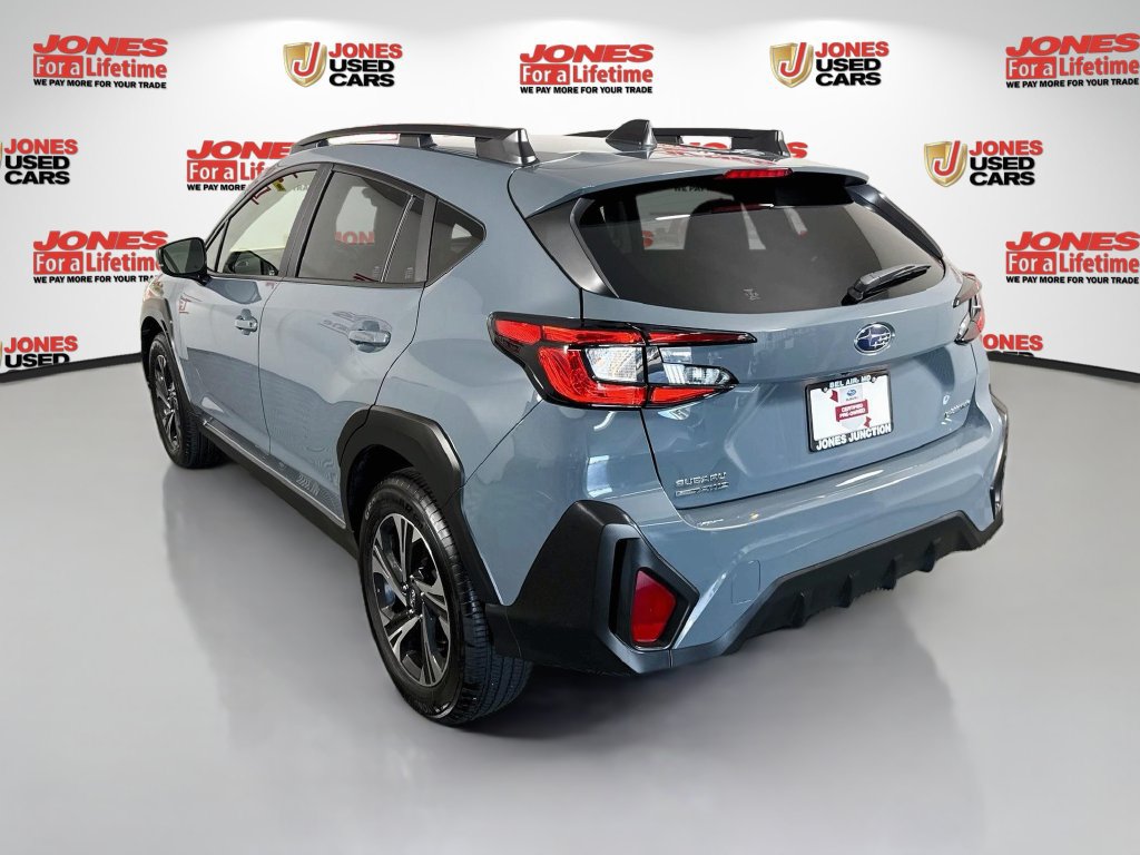 Used 2025 Subaru Crosstrek 2.5i Premium AWD/4WD image 2