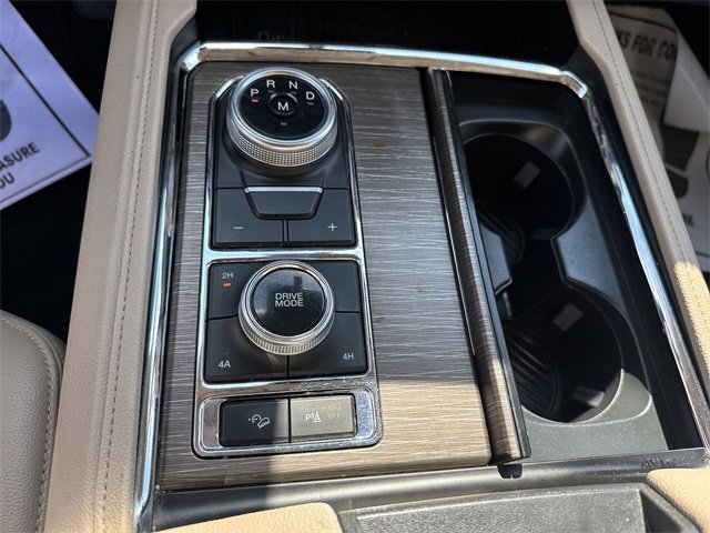 Used 2024 Ford Expedition Limited image 22