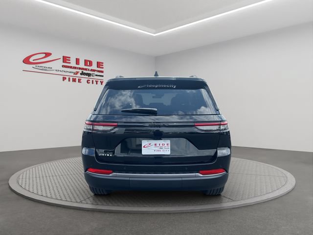 New 2026 Jeep Grand Cherokee Limited w/ Limited Altitude Package AWD/4WD image 7
