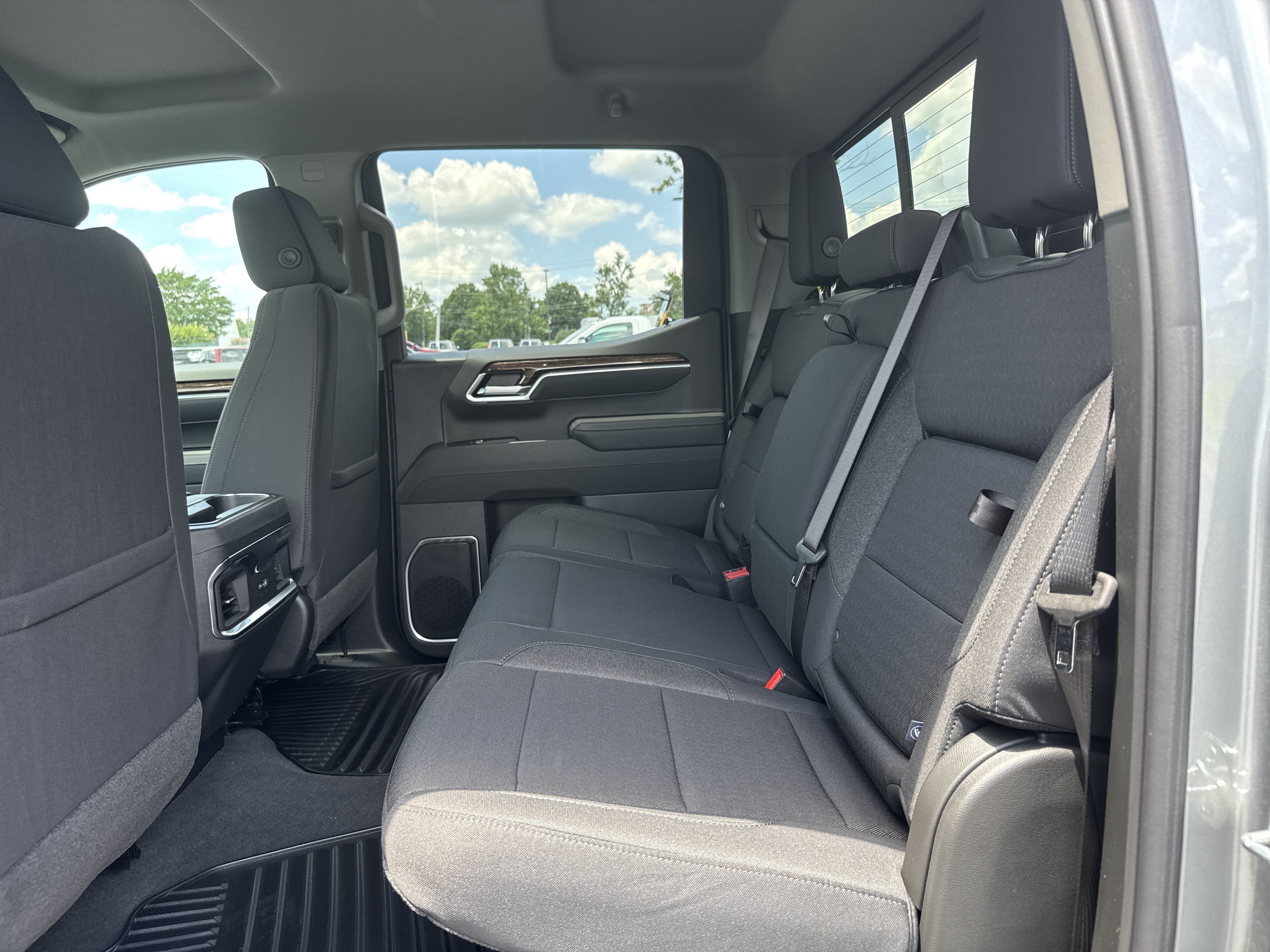 Used 2026 GMC Sierra 1500 Elevation w/ Preferred Package AWD/4WD image 30