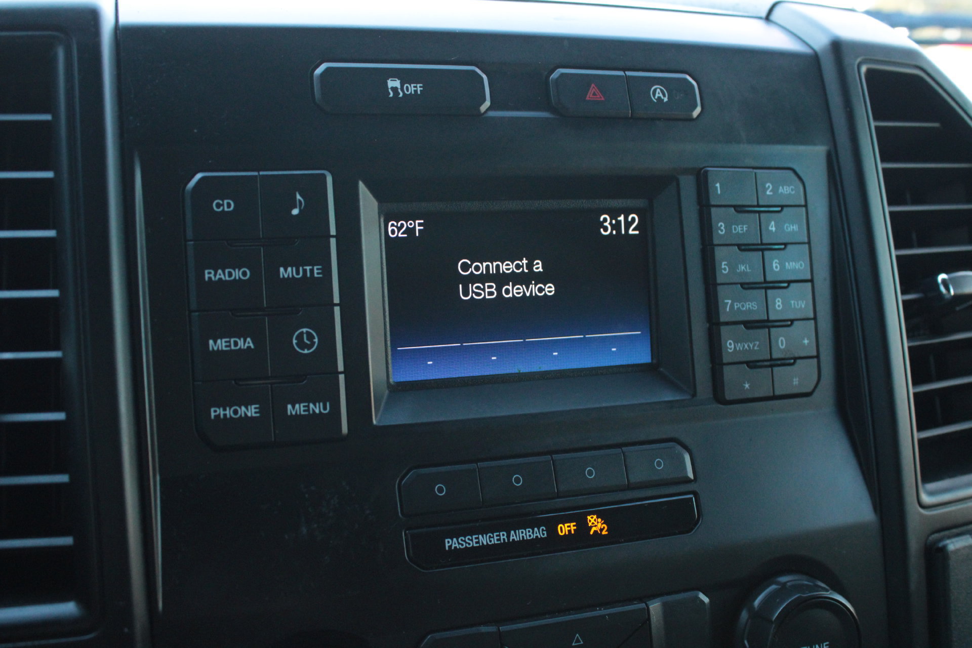 Used 2016 Ford F150 XL w/ Equipment Group 101A Mid AWD/4WD image 45