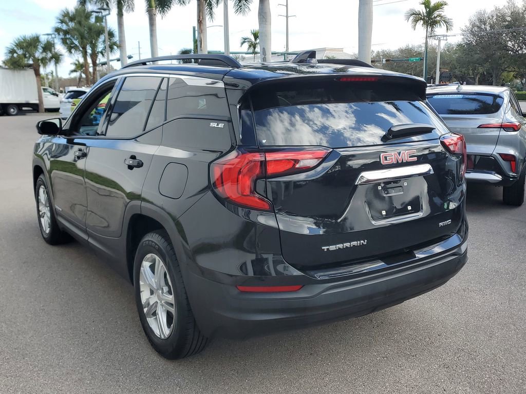 Used 2019 GMC Terrain SLE w/ Driver Convenience Package image 3