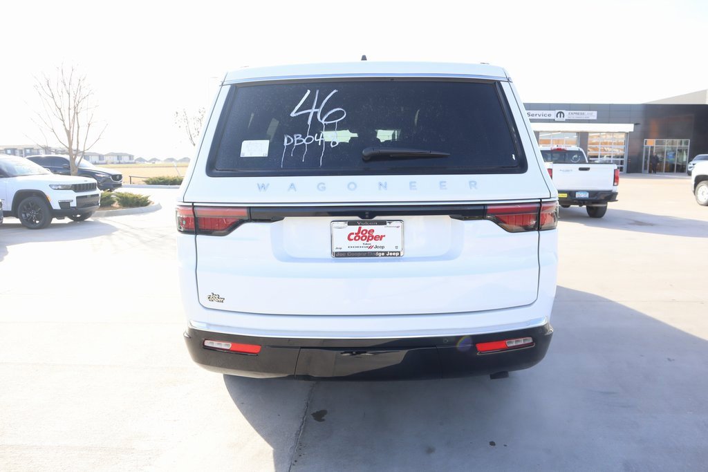 New 2025 Jeep Wagoneer 4WD w/ Premium Group I image 24