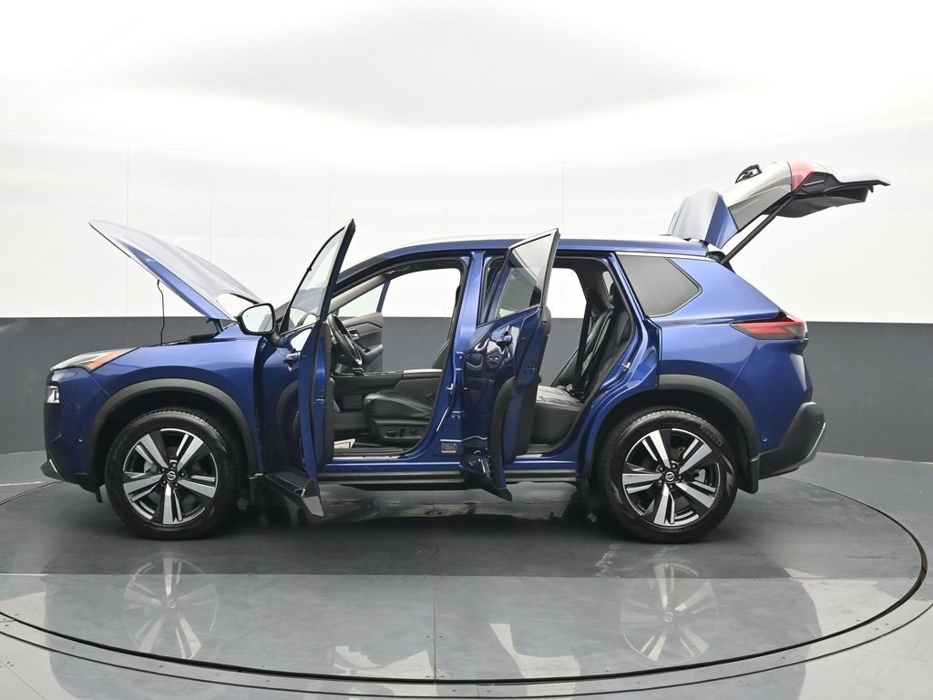 Used 2021 Nissan Rogue Platinum image 27