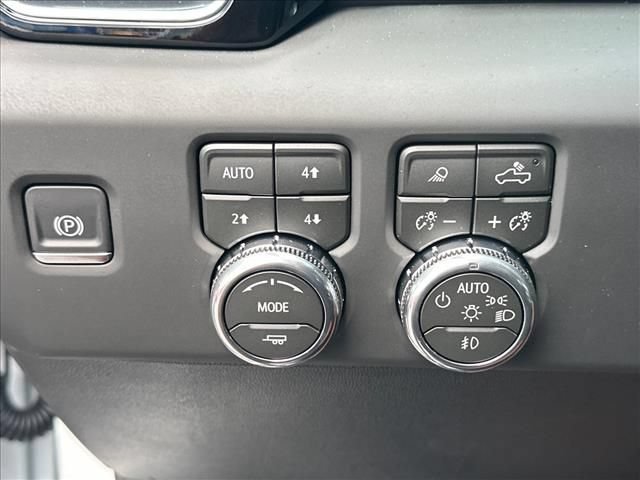 New 2026 GMC Sierra 2500 Denali Ultimate AWD/4WD image 31