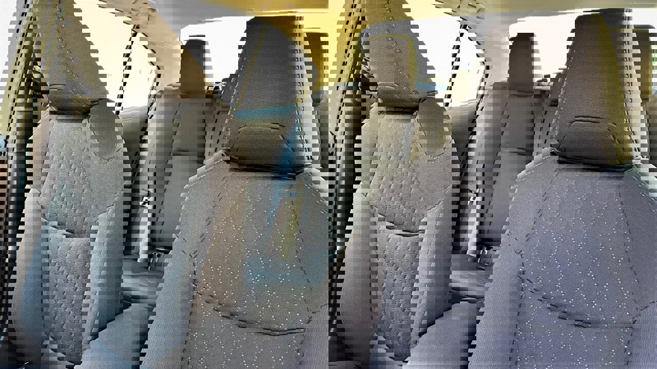 Used 2022 Toyota Corolla LE image 10