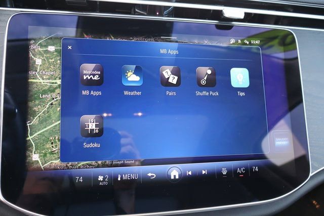 Used 2025 Mercedes-Benz E 350 4MATIC Sedan image 38