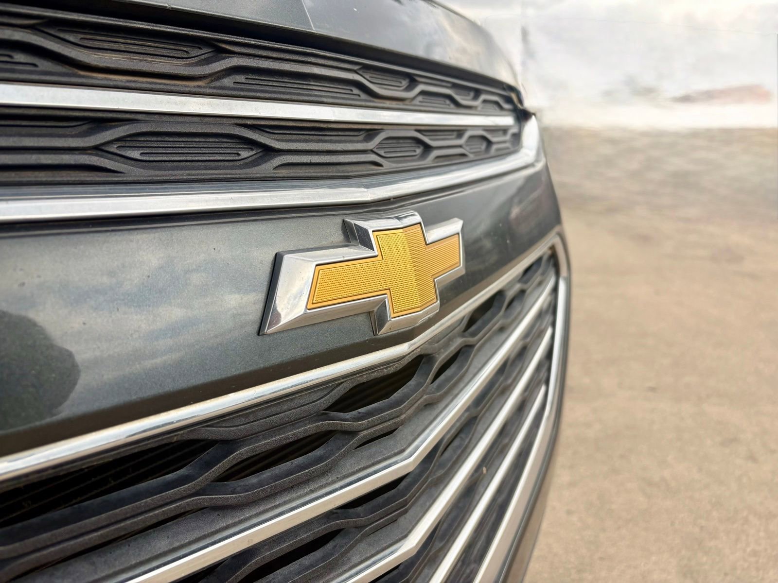 Used 2017 Chevrolet Equinox LT w/ Convenience Package FWD image 9