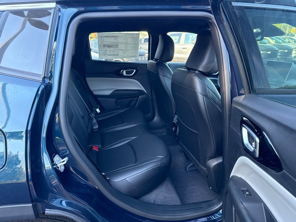 New 2026 Jeep Compass Limited AWD/4WD image 23