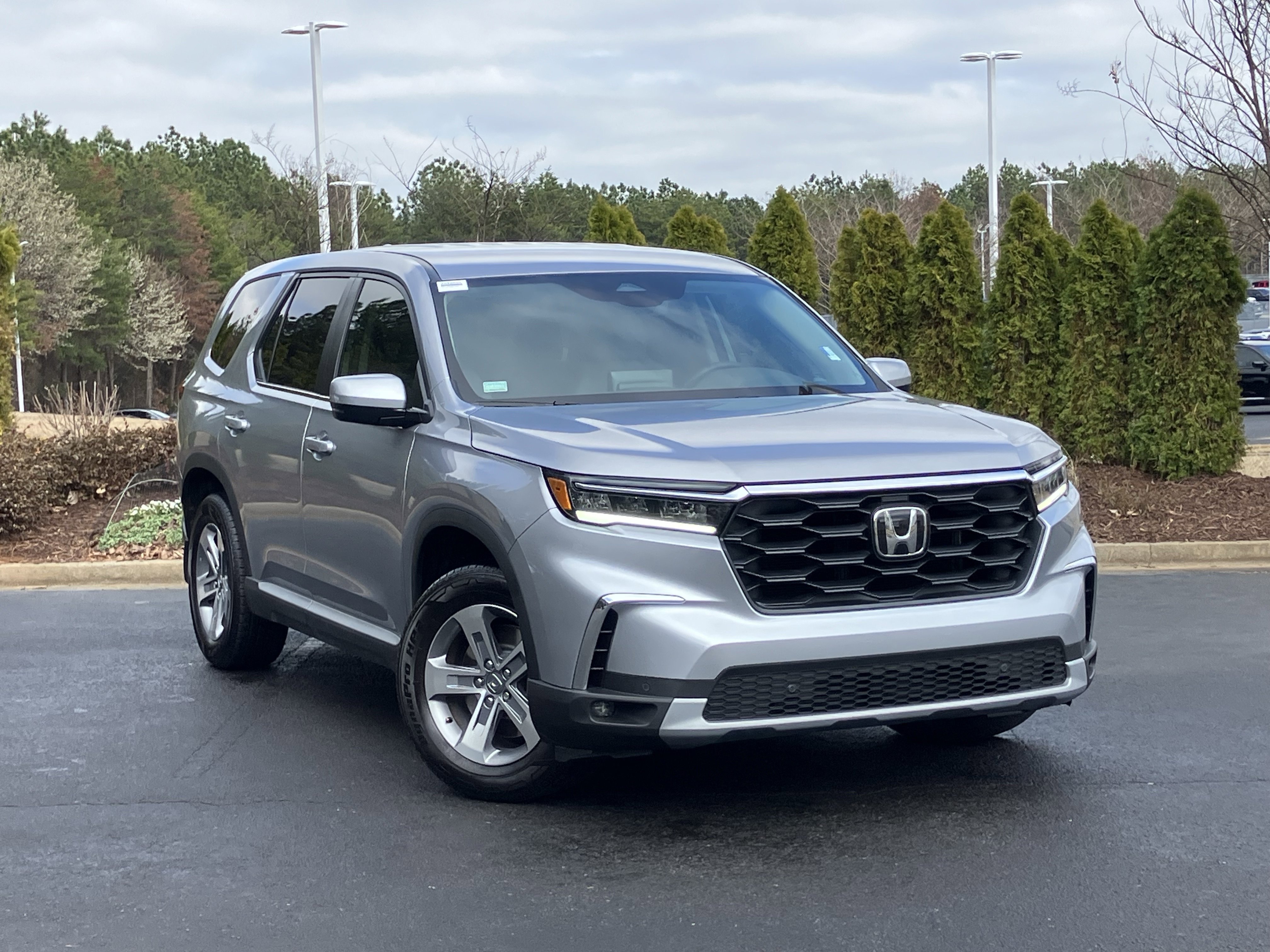 Certified 2025 Honda Pilot EX-L image 2