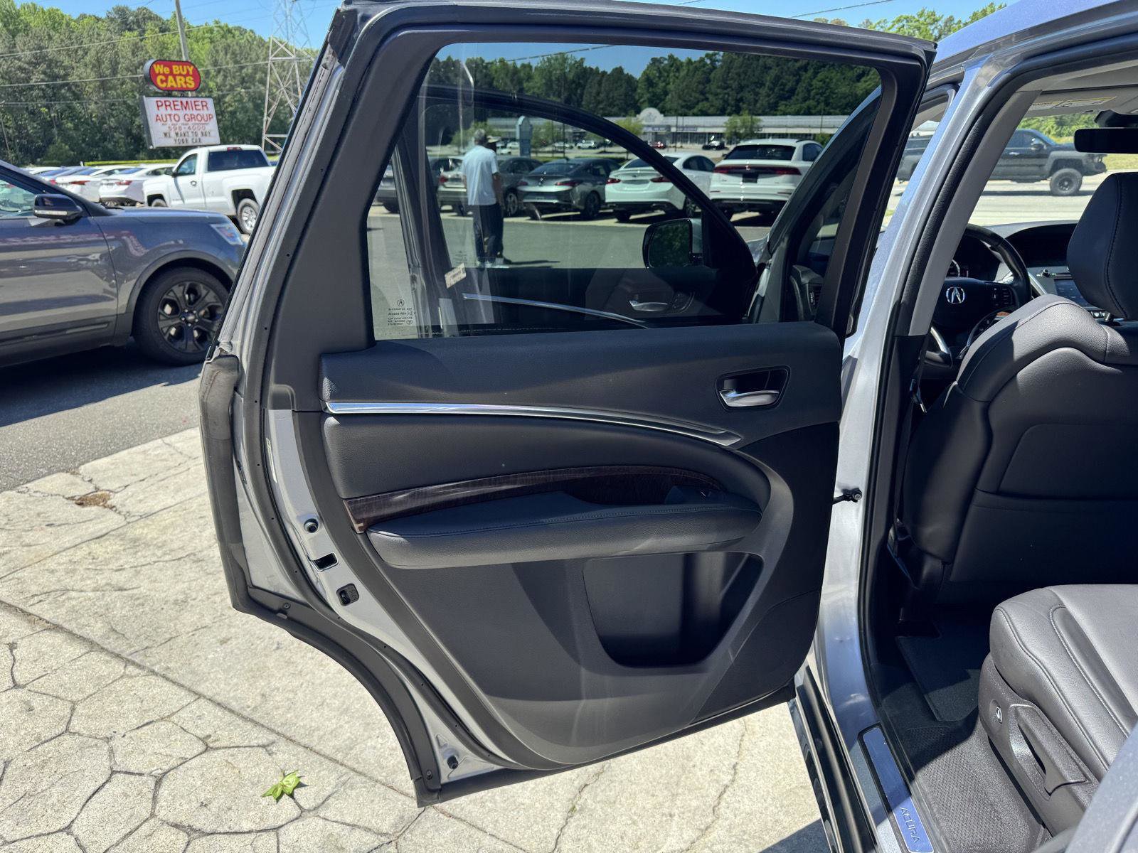 Used 2017 Acura MDX SH-AWD w/ Technology Package image 8