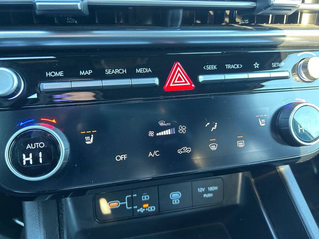 Used 2025 Hyundai Santa Cruz SEL image 36