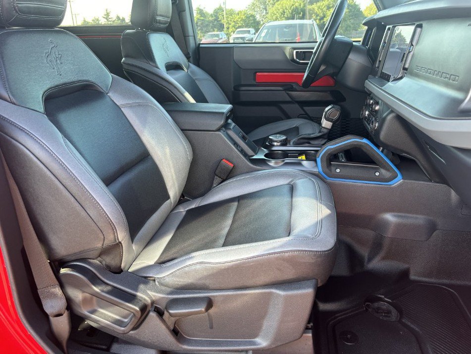 Used 2024 Ford Bronco Black Diamond AWD/4WD image 26