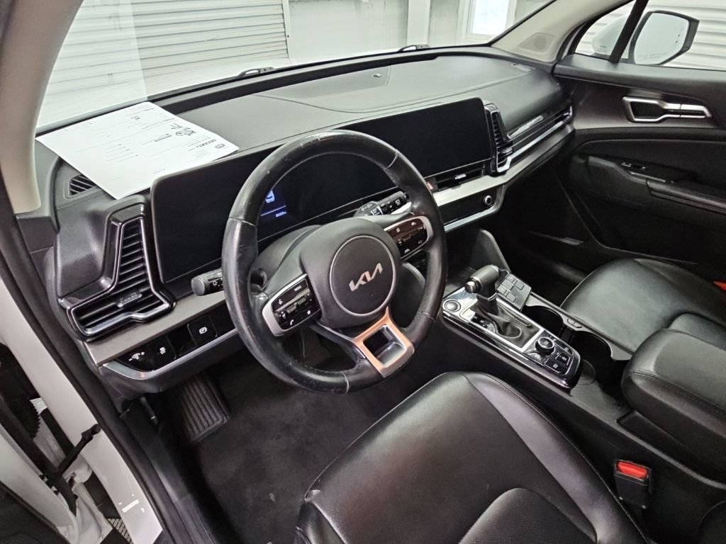 Used 2023 Kia Sportage EX FWD image 12