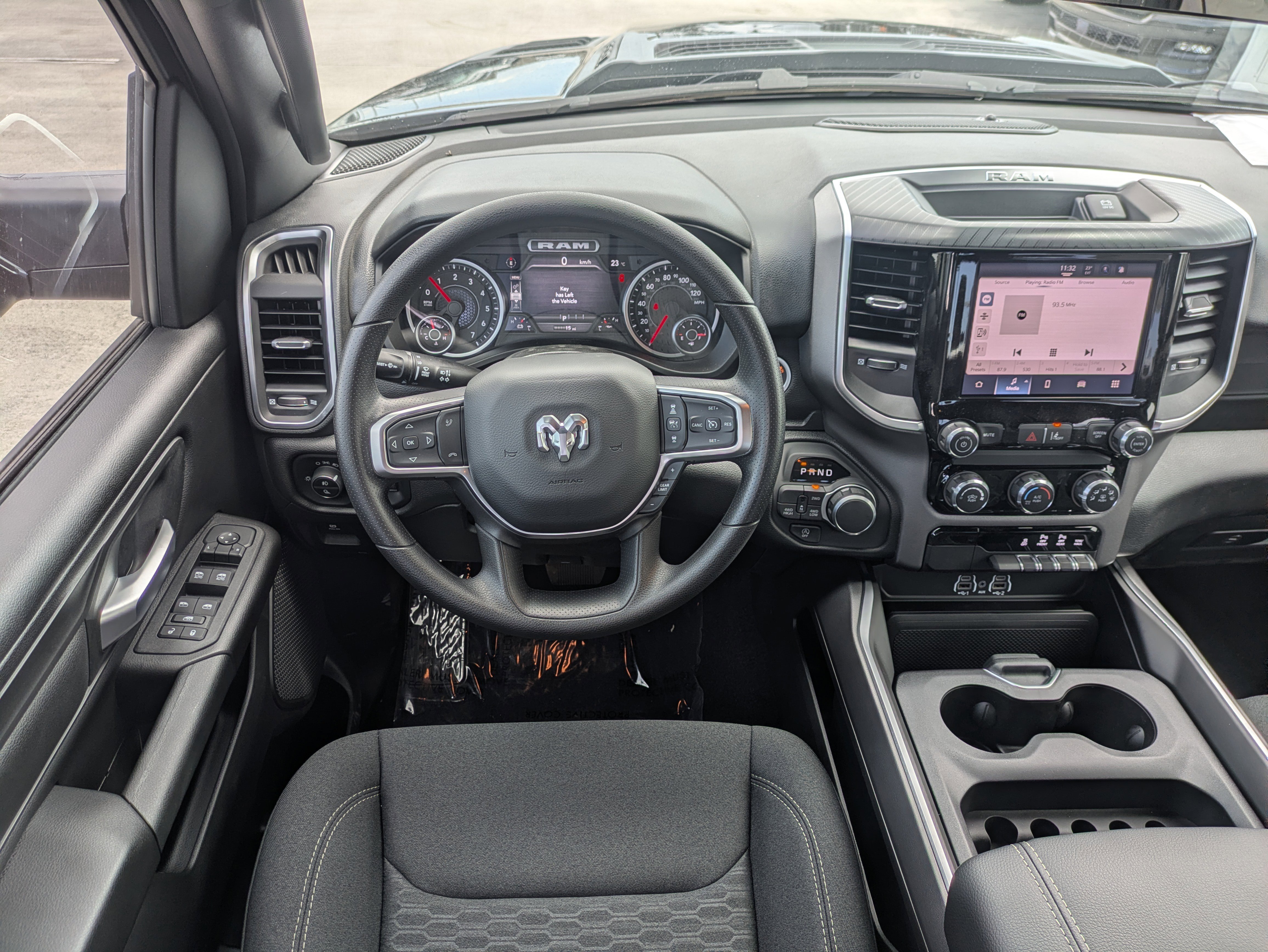 New 2026 RAM 1500 Express image 17