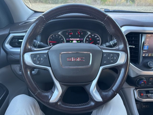 Used 2021 GMC Acadia SLT w/ Premium Package image 17