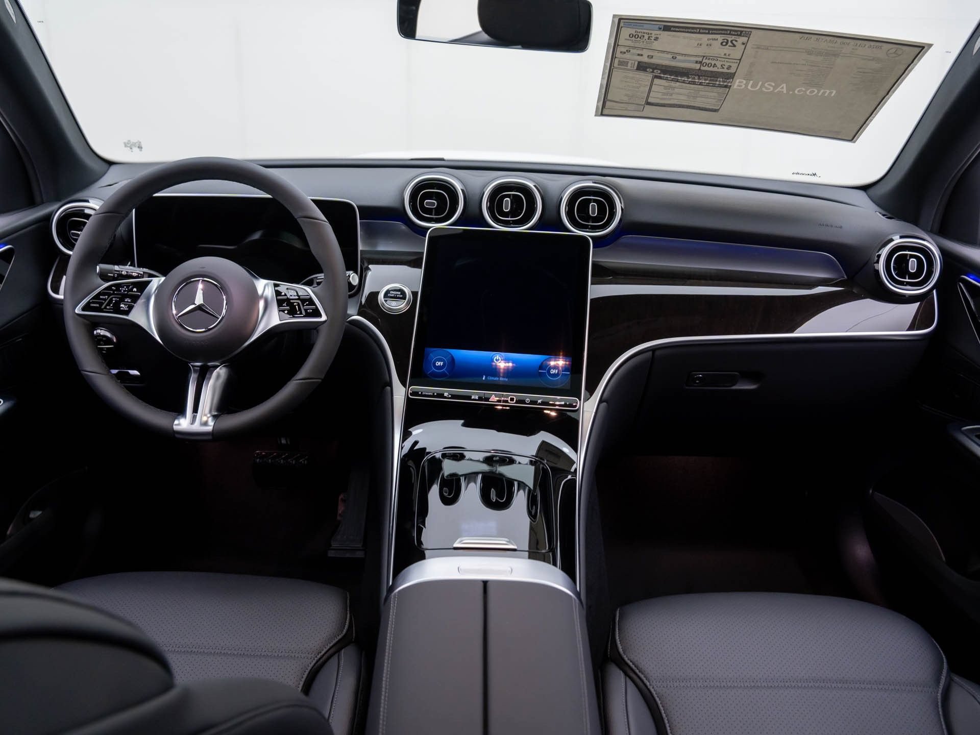 New 2026 Mercedes-Benz GLC 300 4MATIC image 9