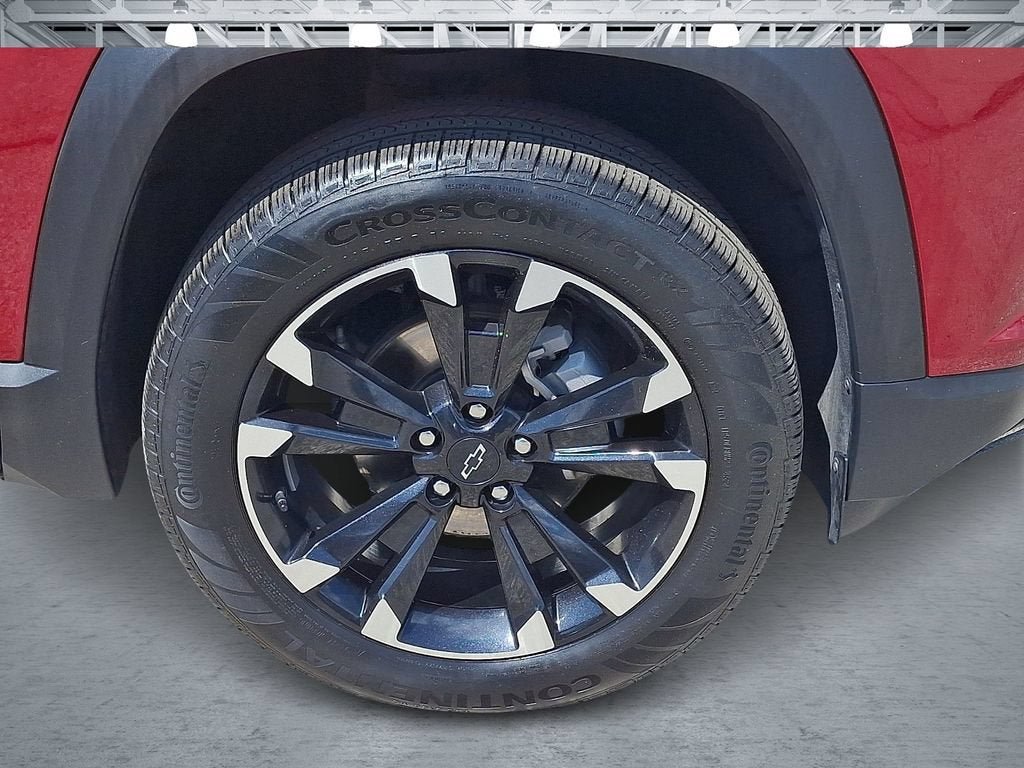 Certified 2025 Chevrolet Equinox RS FWD image 10
