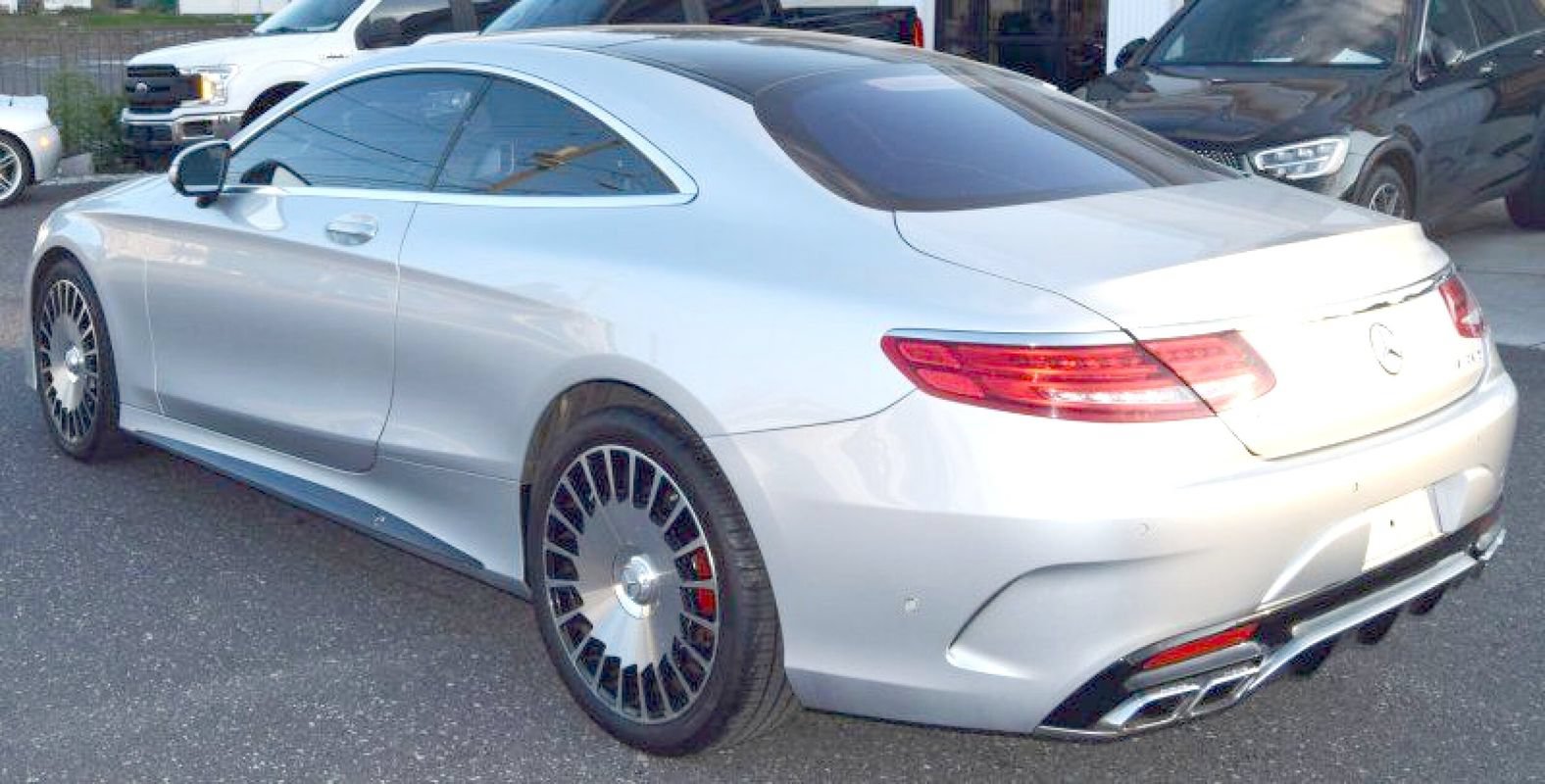 Used 2015 Mercedes-Benz S 63 AMG 4MATIC Coupe image 16