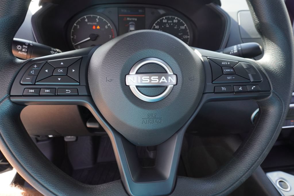 Used 2025 Nissan Altima 2.5 S FWD image 17
