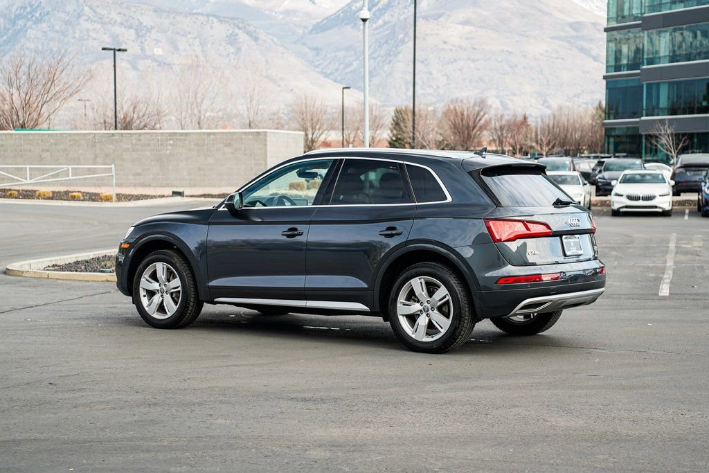 Used 2018 Audi Q5 2.0T Premium Plus w/ Premium Plus Package image 7