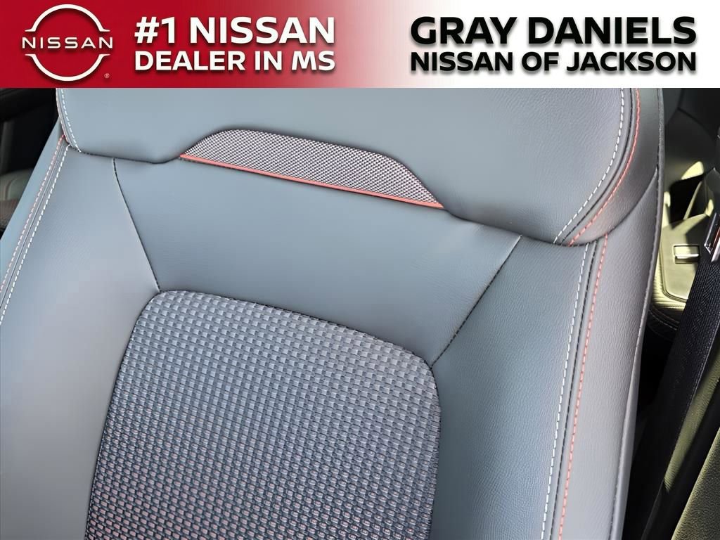 New 2025 Nissan Kicks SR image 13