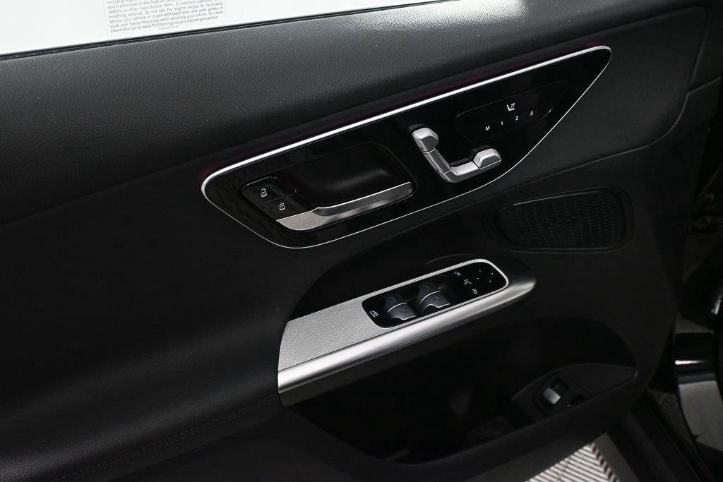 Certified 2025 Mercedes-Benz GLC 350e 4MATIC image 9