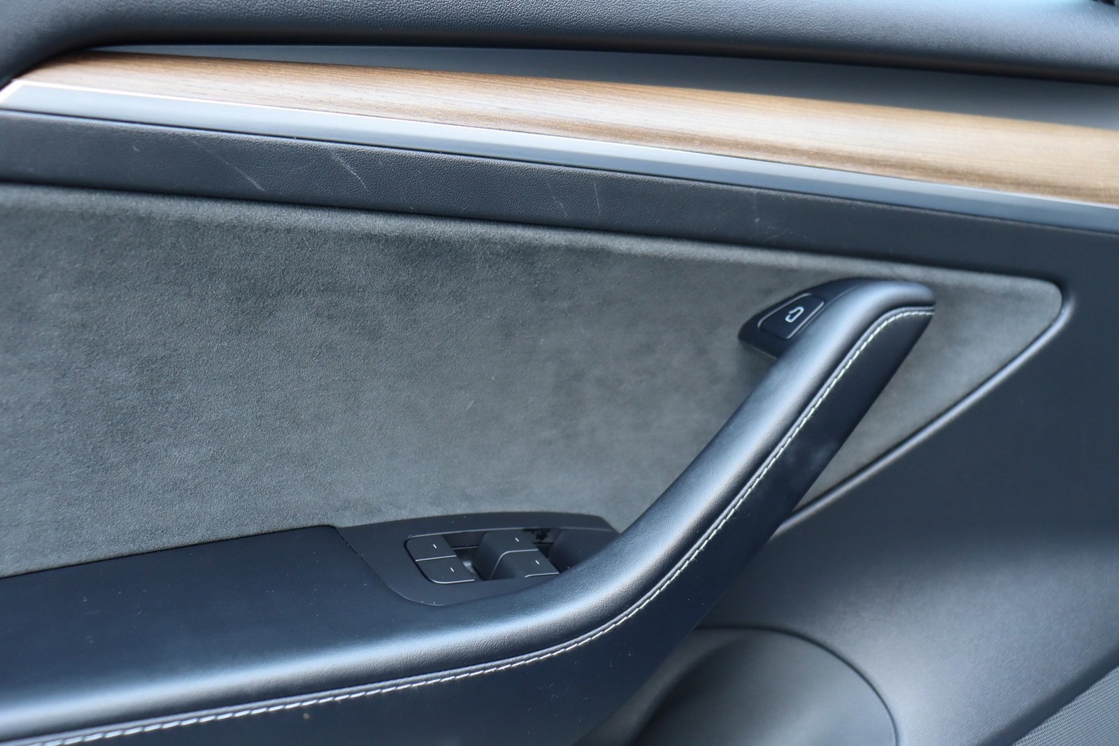 Used 2022 Tesla Model 3 Standard Range RWD image 35