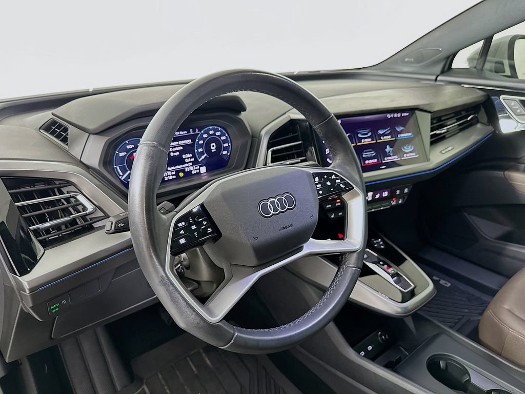 Used 2024 Audi Q4 e-tron Premium Plus w/ Premium Plus AWD/4WD image 10