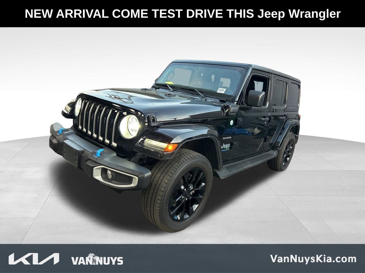 Used 2023 Jeep Wrangler Sahara 4xe image 3